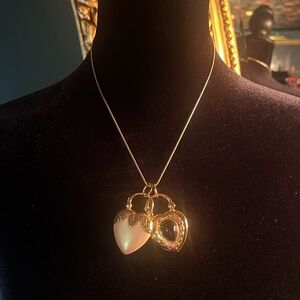 Vintage Gold Tone double Heart Pendant Necklace